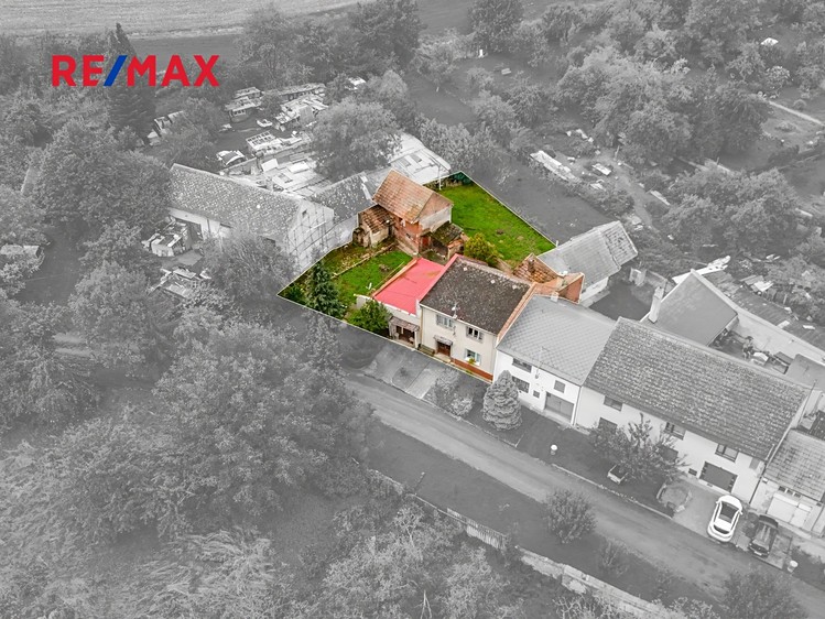 Prodej rodinného domu 100 m², pozemek 104 m² - foto 2
