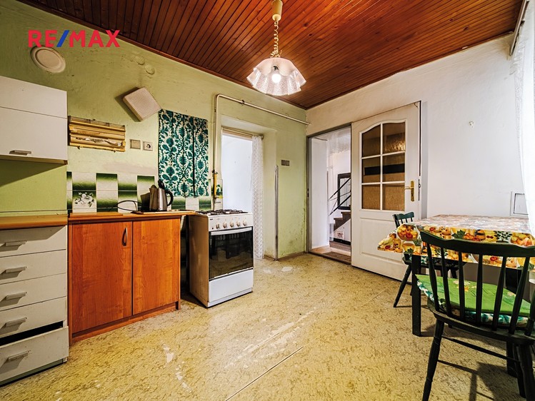 Prodej rodinného domu 100 m², pozemek 104 m² - foto 7