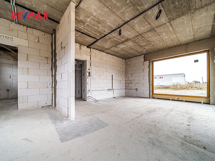 Prodej rodinného domu 155 m², pozemek 2 068 m² - foto 8