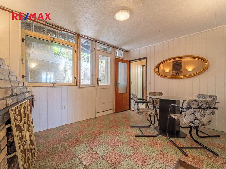 Prodej rodinného domu 137 m², pozemek 766 m² - foto 4