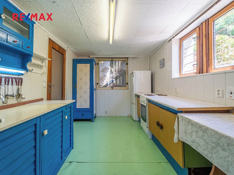 Prodej rodinného domu 137 m², pozemek 766 m² - foto 8