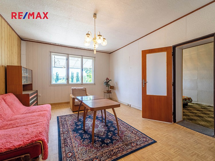 Prodej rodinného domu 137 m², pozemek 766 m² - foto 6