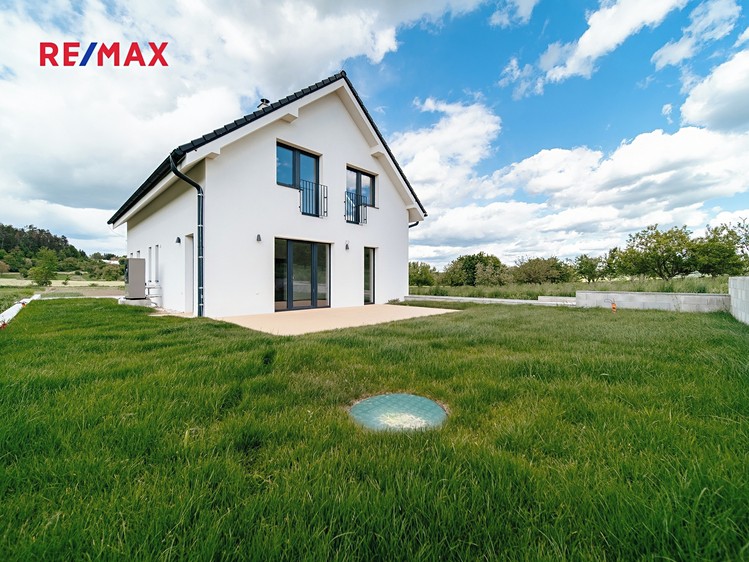 Prodej  rodinného domu 138 m², pozemek 282 m² - foto 4