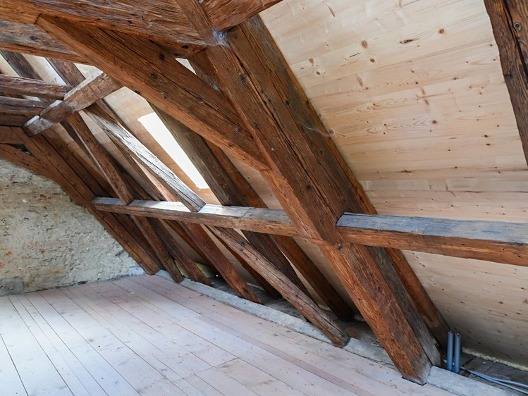 Prodej rodinného domu 237 m², pozemek 742 m² - foto 5