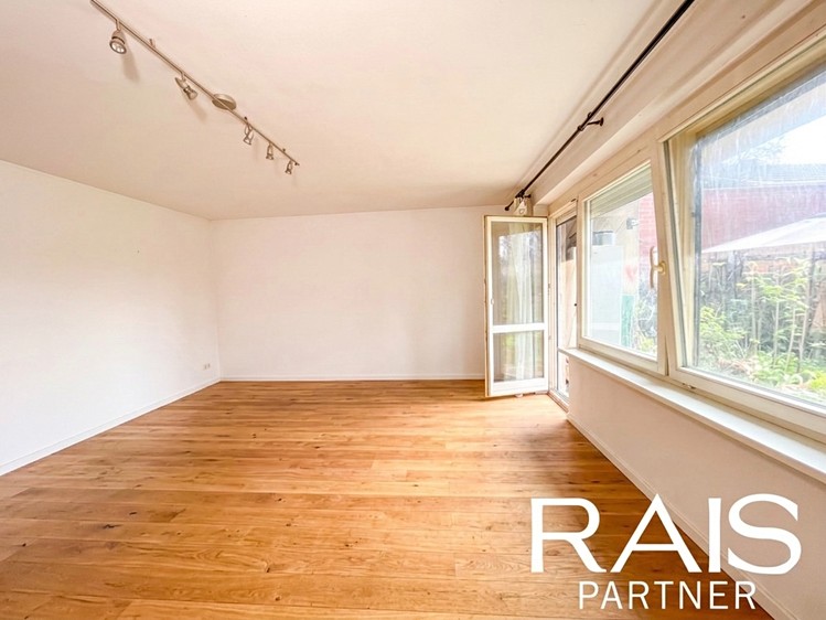 Prodej rodinného domu 220 m², pozemek 463 m² - foto 5