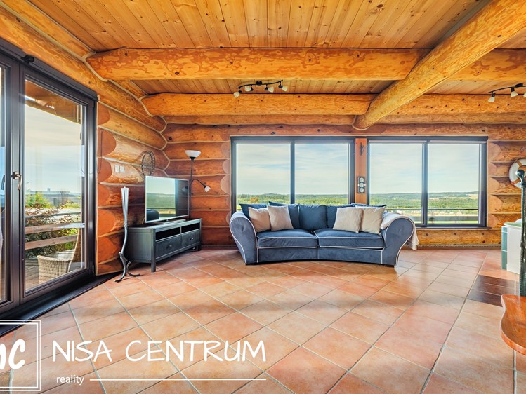 Prodej rodinného domu 131 m², pozemek 2 000 m² - foto 2