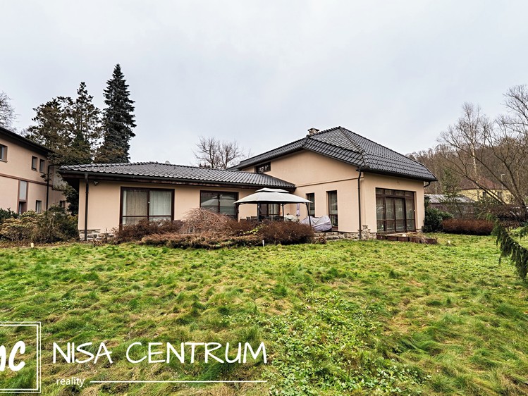 Prodej rodinného domu 430 m², pozemek 5 199 m² - foto 1