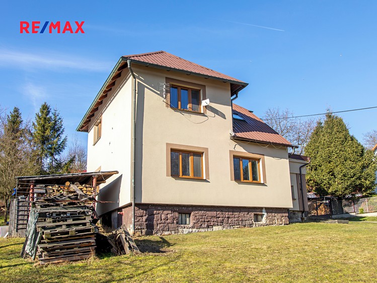 Prodej rodinného domu 118 m², pozemek 748 m² - foto 7