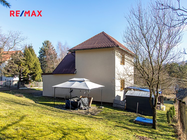 Prodej rodinného domu 118 m², pozemek 748 m² - foto 8