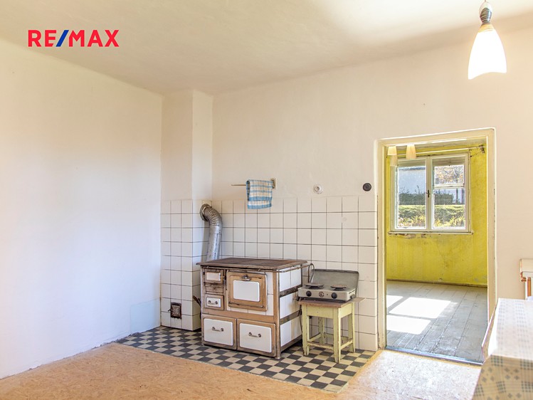 Prodej rodinného domu 67 m², pozemek 2 606 m² - foto 5