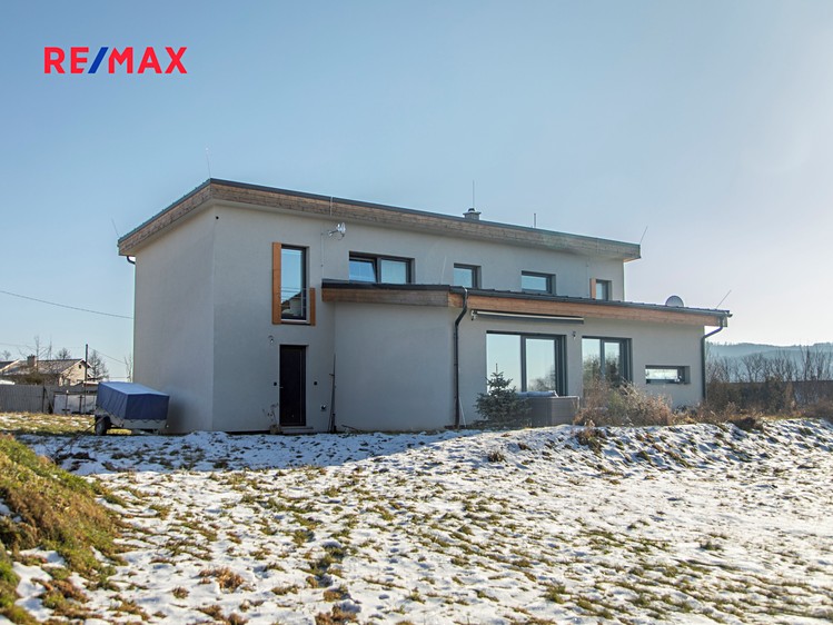 Prodej  rodinného domu 193 m², pozemek 3 005 m² - foto 4