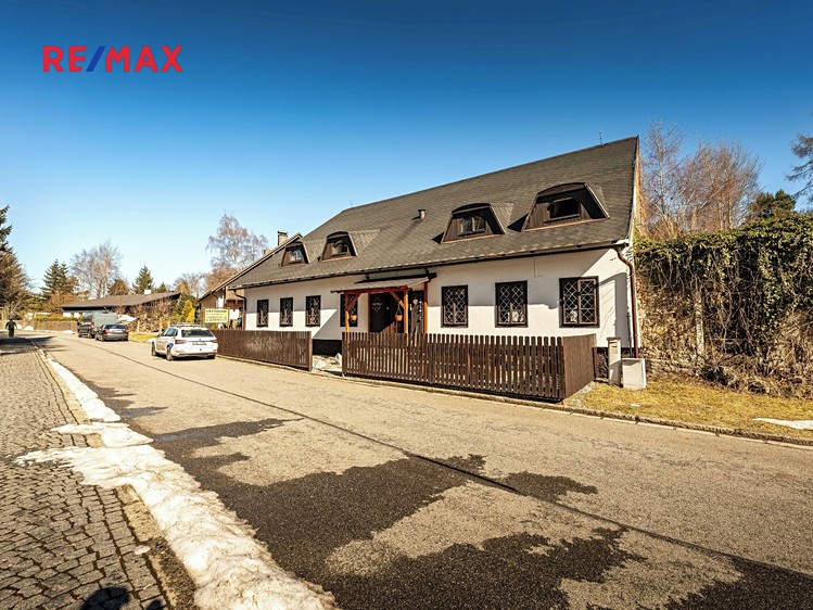 Prodej chalupy 392 m², pozemek 934 m² - foto 1