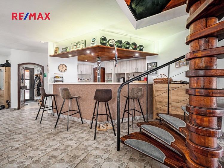 Prodej chalupy 392 m², pozemek 934 m² - foto 6