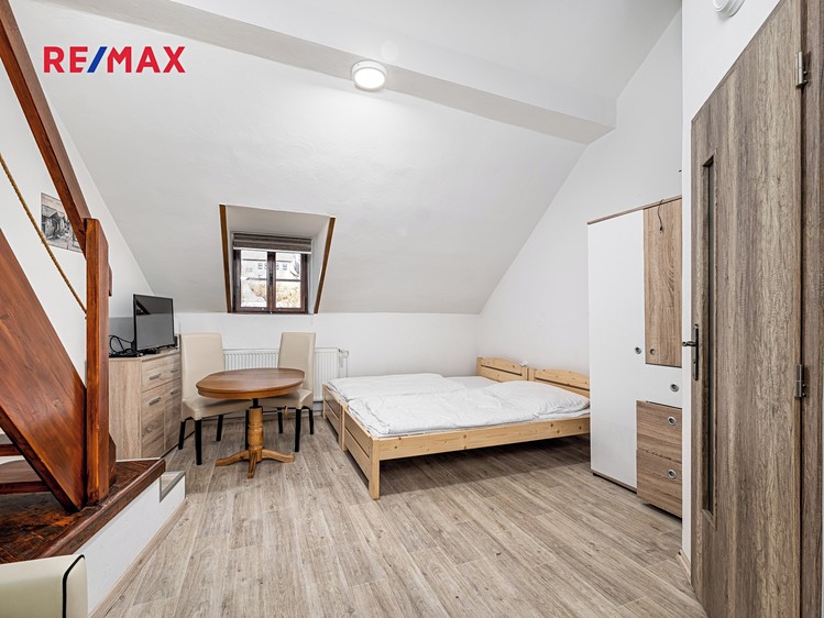 Prodej chalupy 392 m², pozemek 934 m² - foto 7