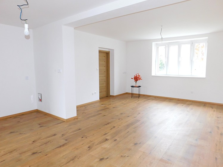 Prodej rodinného domu 130 m², pozemek 358 m² - foto 2