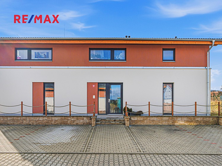 Prodej rodinného domu 75 m², pozemek 62 m² - foto 1