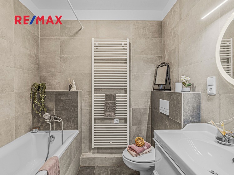Prodej rodinného domu 75 m², pozemek 62 m² - foto 7