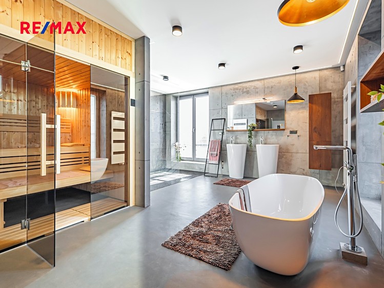 Prodej rodinného domu 379 m², pozemek 1 897 m² - foto 7