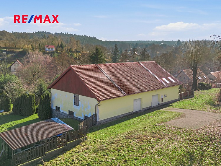 Prodej rodinného domu 308 m², pozemek 12 767 m² - foto 6