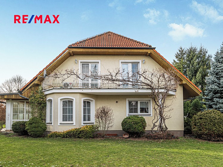 Prodej rodinného domu 475 m², pozemek 1 405 m² - foto 1
