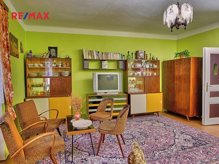 Prodej rodinného domu 160 m², pozemek 698 m² - foto 8