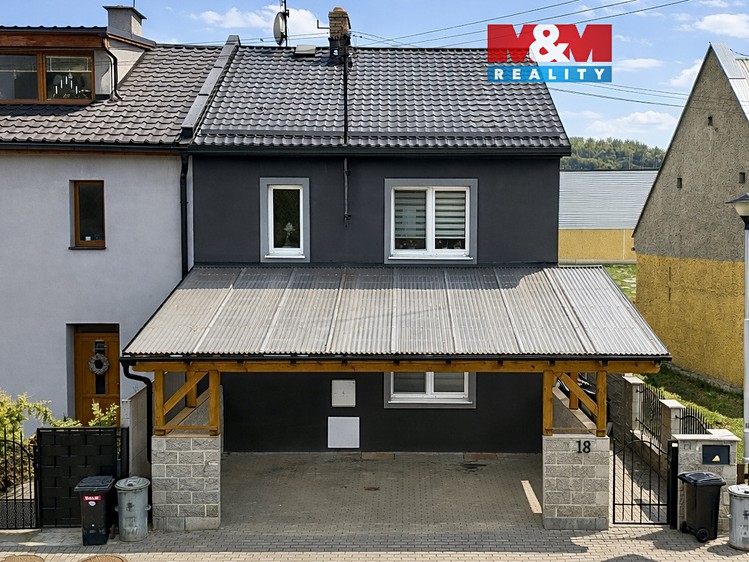 Prodej rodinného domu 98 m², pozemek 257 m² - foto 1