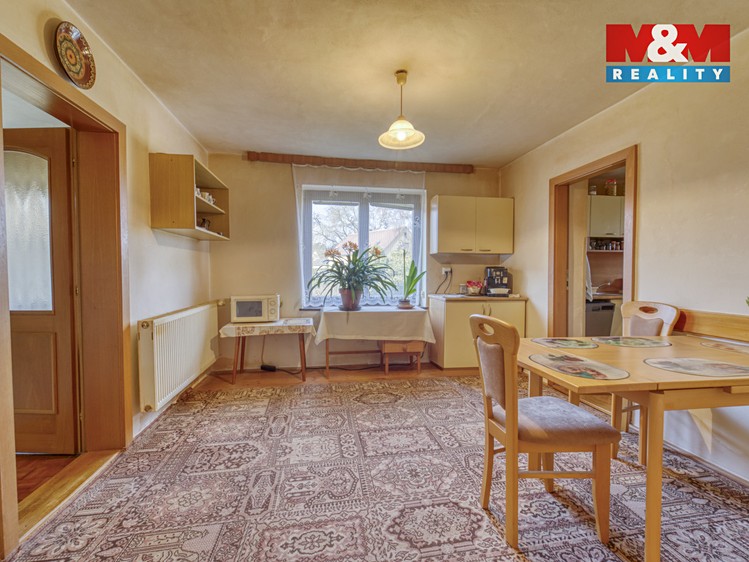 Prodej  rodinného domu 193 m², pozemek 1 996 m² - foto 4