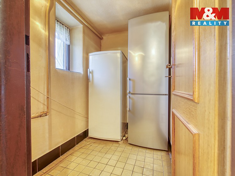 Prodej  rodinného domu 193 m², pozemek 1 996 m² - foto 6