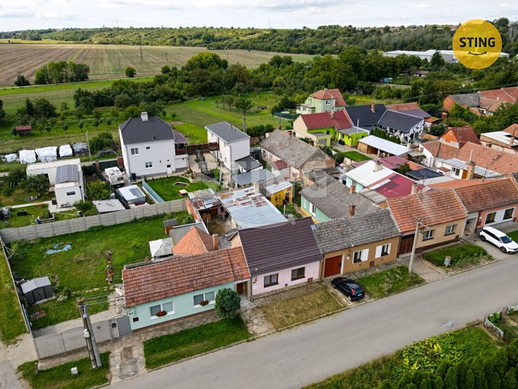 Prodej  rodinného domu 110 m², pozemek 252 m² - foto 3