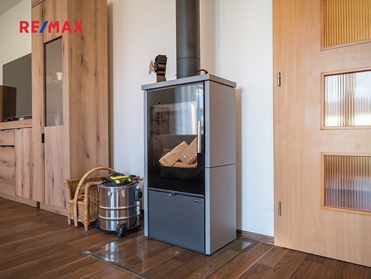 Prodej rodinného domu 129 m², pozemek 654 m² - foto 8