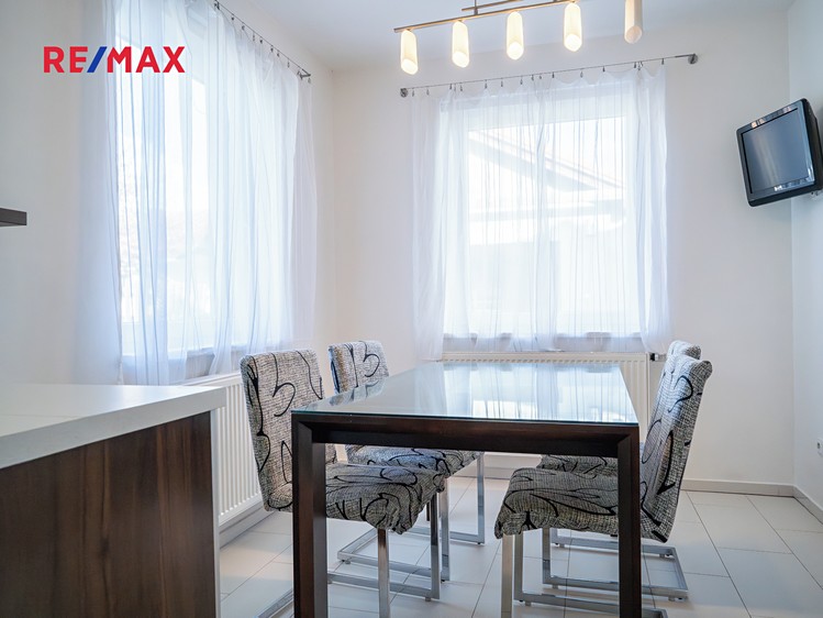 Prodej rodinného domu 129 m², pozemek 654 m² - foto 6