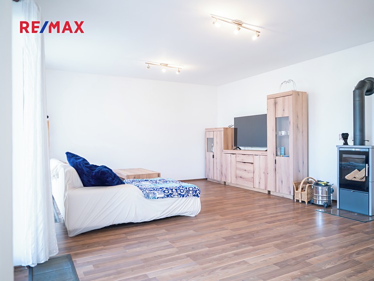 Prodej rodinného domu 129 m², pozemek 654 m² - foto 7
