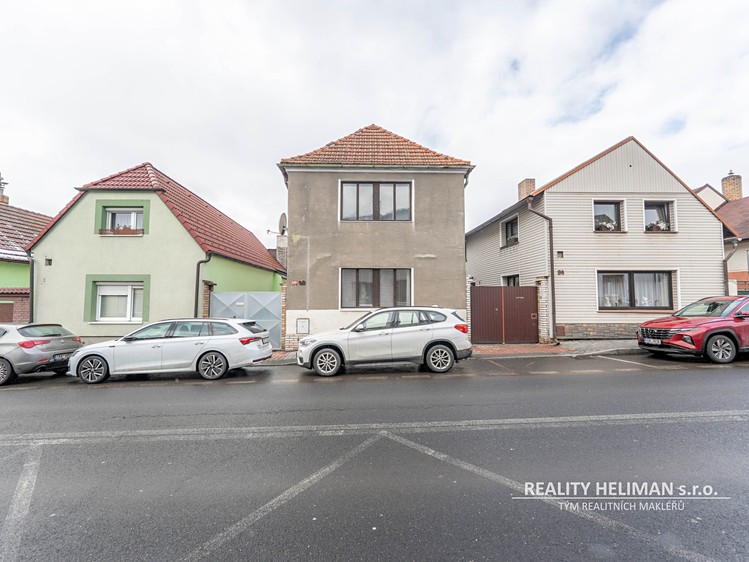 Prodej rodinného domu 87 m², pozemek 360 m² - foto 1