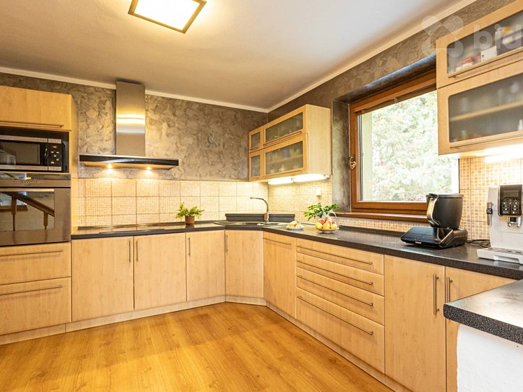 Prodej rodinného domu 170 m², pozemek 403 m² - foto 3