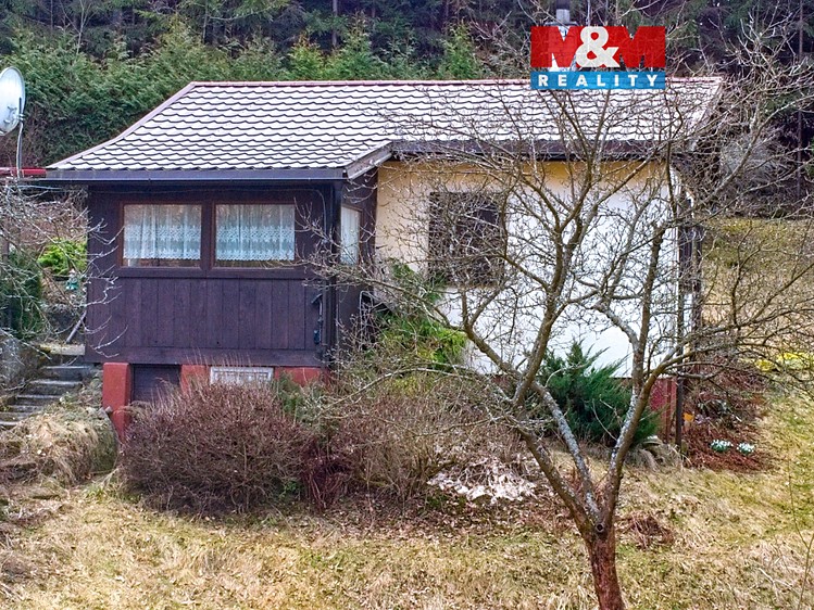 Prodej chaty 30 m², pozemek 881 m² - foto 1