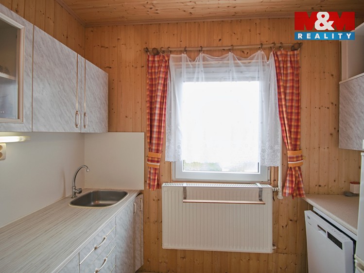 Prodej chaty 30 m², pozemek 881 m² - foto 5