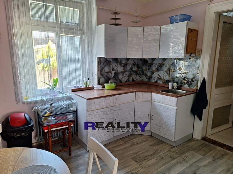 Prodej rodinného domu 170 m², pozemek 293 m² - foto 3