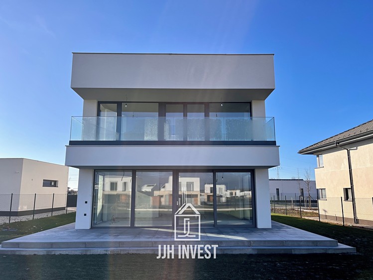 Prodej rodinného domu 190 m², pozemek 824 m² - foto 1