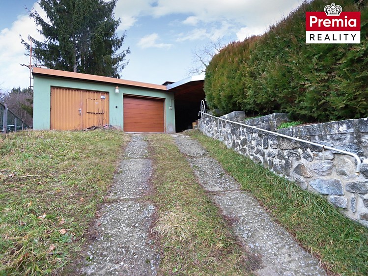 Prodej rodinného domu 210 m², pozemek 1 378 m² - foto 3
