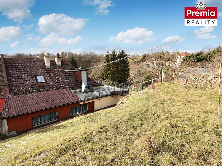 Prodej rodinného domu 210 m², pozemek 1 378 m² - foto 8