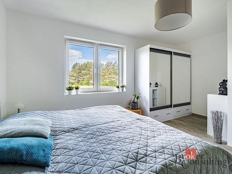 Prodej rodinného domu 351 m², pozemek 1 530 m² - foto 4