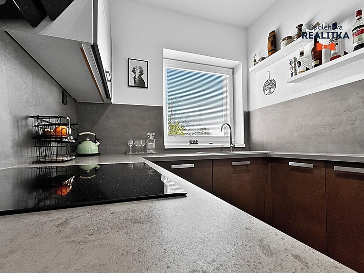 Prodej rodinného domu 88 m², pozemek 229 m² - foto 4
