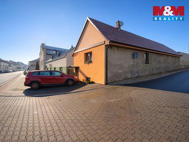 Prodej rodinného domu 128 m², pozemek 139 m² - foto 7