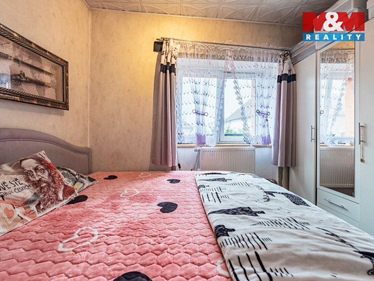 Prodej rodinného domu 128 m², pozemek 139 m² - foto 5