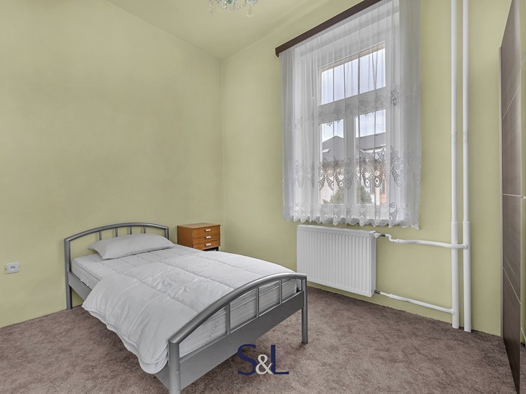 Prodej rodinného domu 197 m², pozemek 114 m² - foto 8