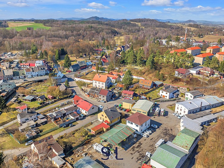 Prodej rodinného domu 176 m², pozemek 721 m² - foto 6
