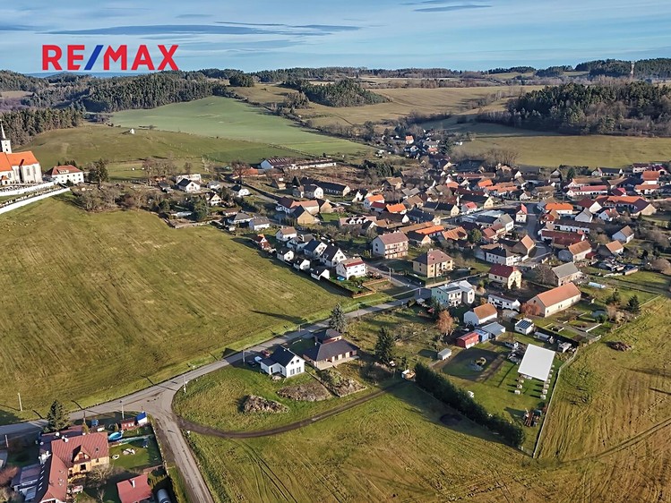 Prodej rodinného domu 139 m², pozemek 1 282 m² - foto 3