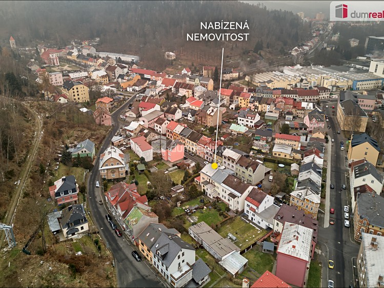Prodej rodinného domu 270 m², pozemek 398 m² - foto 4