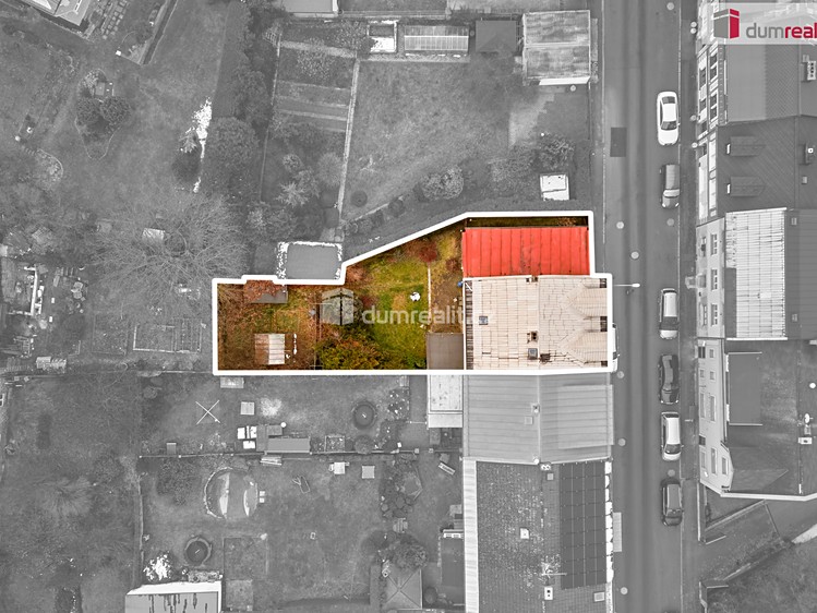 Prodej rodinného domu 270 m², pozemek 398 m² - foto 5