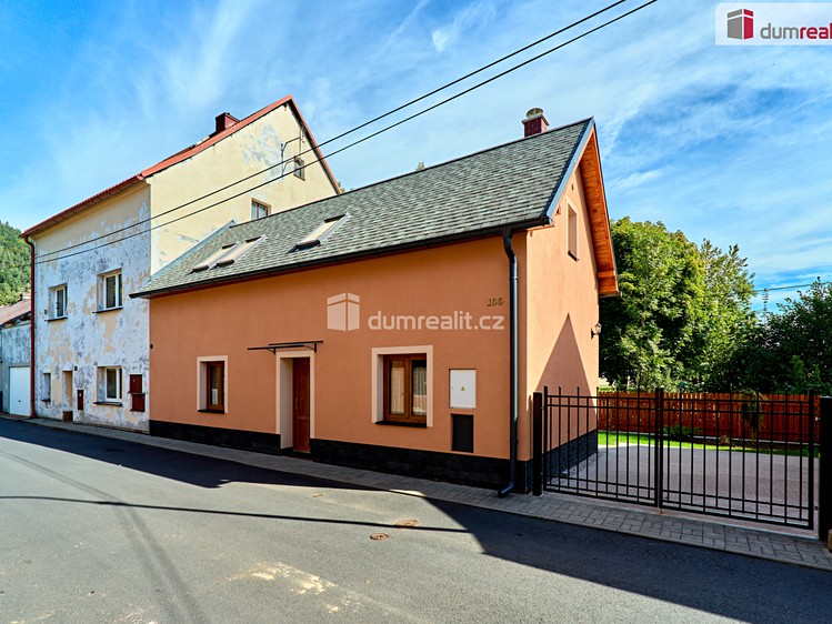 Prodej rodinného domu 79 m², pozemek 164 m² - foto 1